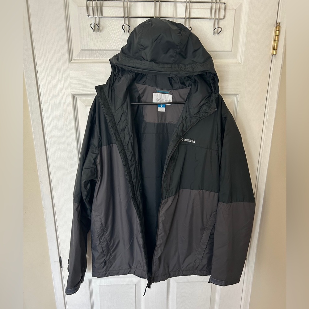 Columbia Men’s Jacket Zip-up size Large
